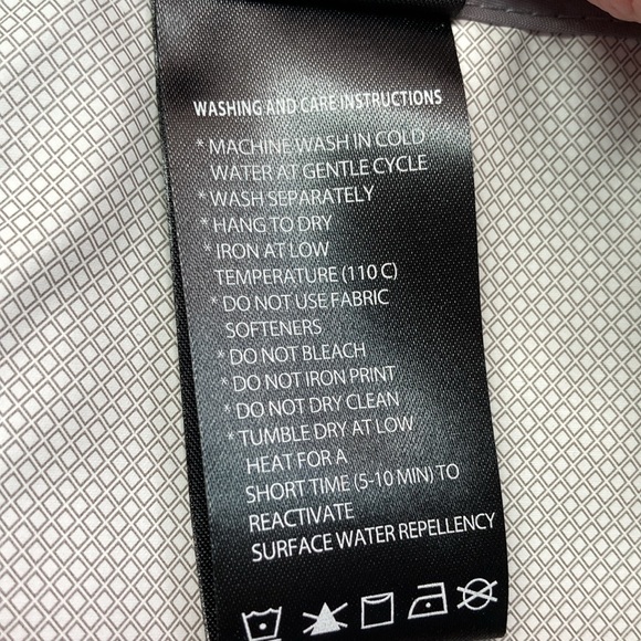 Paradox waterproof lightweight jacket - Picture 8 of 10